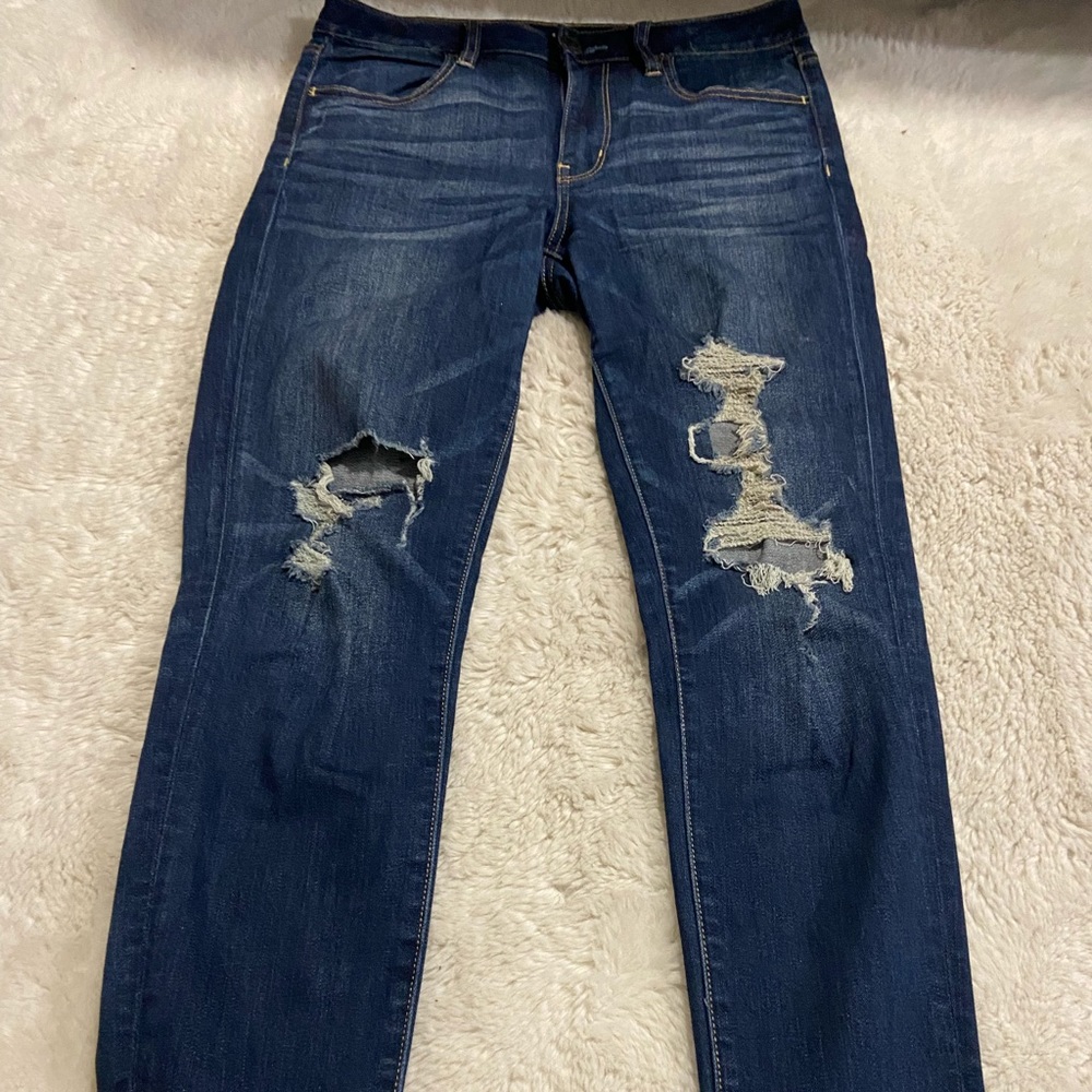 American Eagle Skinny dark denim jean distressed back of ankle 8 regular